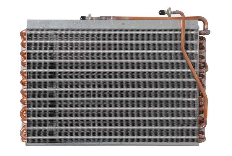 [CD011-1] CONDENSEUR NEW HOLLAND