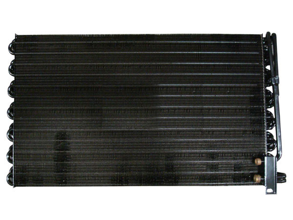 [CD226] CONDENSEUR FIAT AGRI (au dessus radiat. huile)