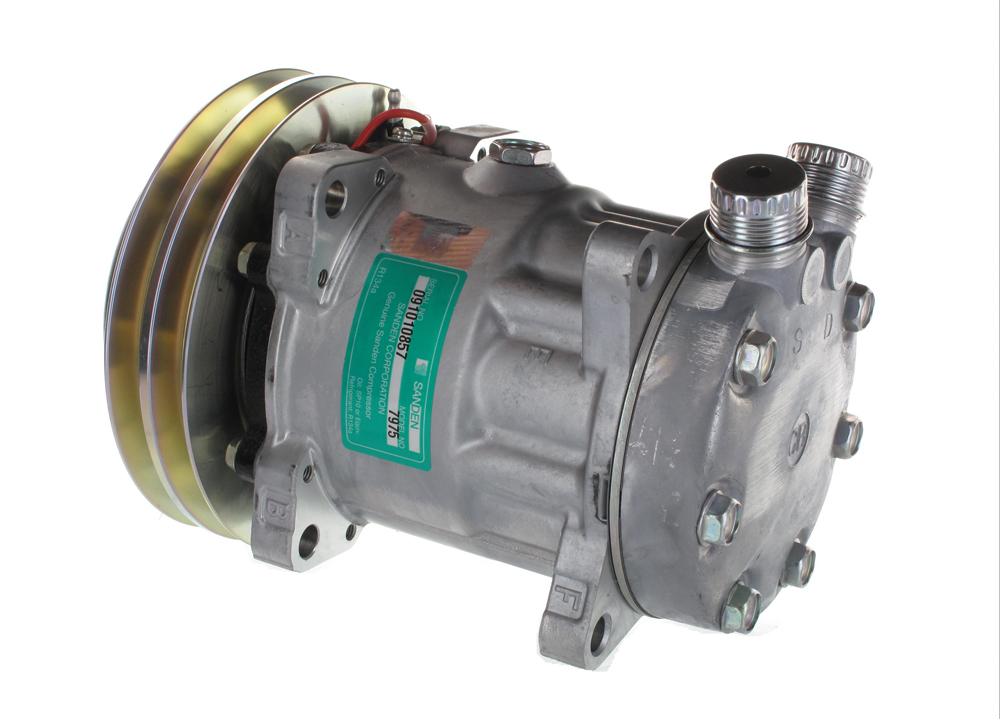 [CP025A] COMPRESSEUR CLAAS  RENAULT POULIE 152MM  2G