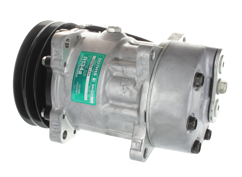 [CP097A] COMPRESSEUR RVI TRUCK SANDEN 7H15 N°7970/8095