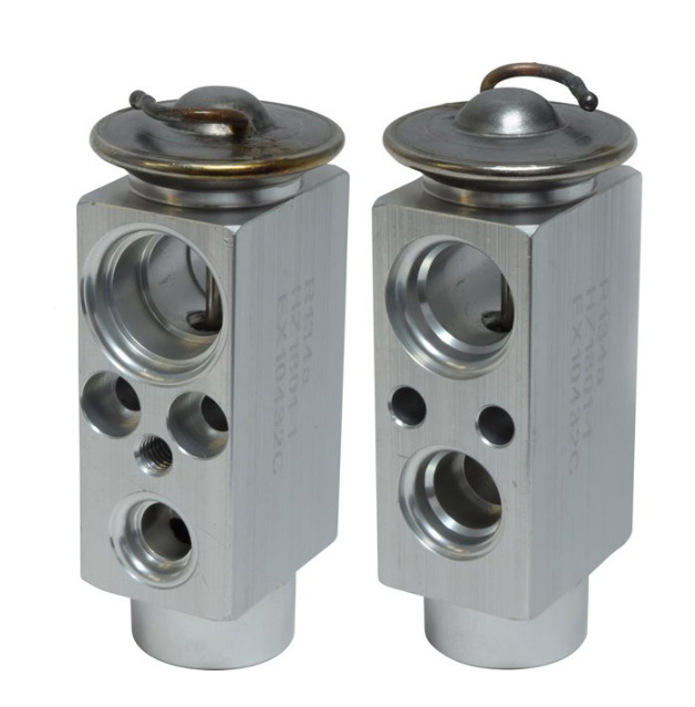 [DT21] DETENDEUR VOLVO TRUCKS FM12 - FM9